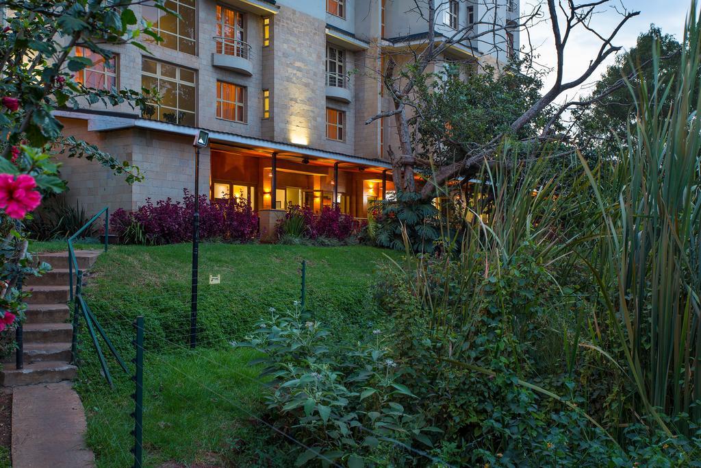Hotel Qaribu 3*